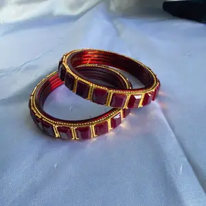Elegant Exterior Design Glass Bangles