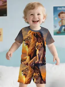 Cute Lion King Family Print Set, Warm Lion King Father Son, Gradient Bottom, Adorable Children Short Sleeve Two-Piece Matching Set Outfit