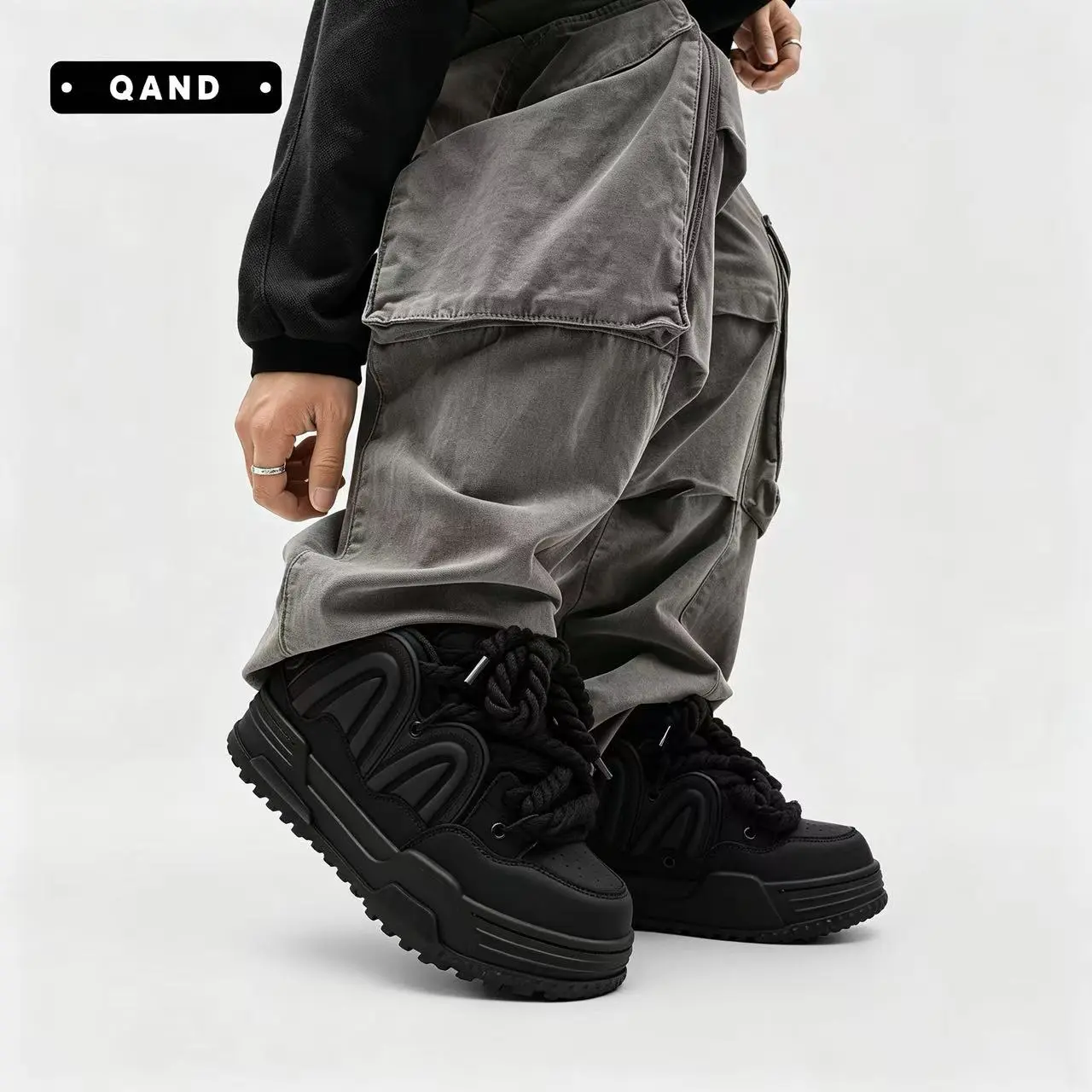 Q-AND 2026 new black casual sneakers for both men and women, couple bread shoes, suitable for both commuting and sports
