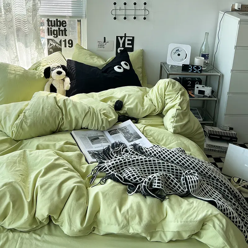 3pcs Solid Color Duvet Cover Set (1*Duvet Cover + 2*Pillowcase, Without Core), Embroidery Big Eye Stripe Print Bedding Set, Comfy Bedding Set, Ultra Soft Skin-friendly College Style Duvet Cover, Breathable Duvet Set, Comfy Bed Sets, For Bedroom