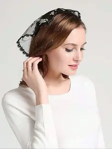 Short Bridal Veil with Floral Embroidery, Lace Cap & Single Layer Round Turban, Perfect for Wedding Occasions