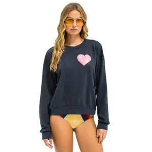 GLITTER HEART RELAXED CREW SWEATSHIRT - CHARCOAL // NEON PINK