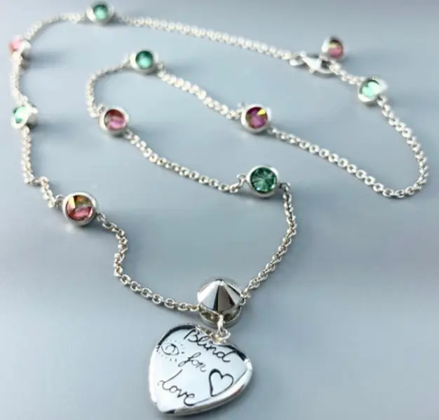 Pre-owned Gucci Blind for Love Silver Heart Pendant Necklace with Colorful Stones & Studs qiqia1718