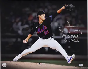 Jonah Tong New York Mets Autographed 16" x 20" Pitching in Debut Photograph with "MLB Debut 8/29/25" Inscription - Fanatics Authentic Certified