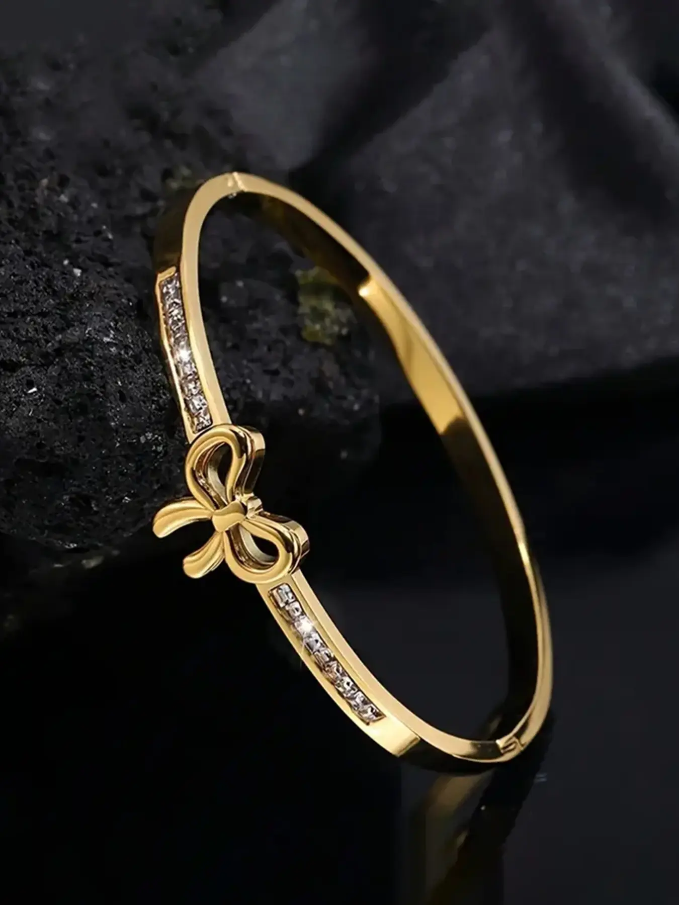 1 light luxury and elegant zircon bow bracelet, Elegant Bangle, 304 stainless steel women's fashionable Non Tarnish Anti Tarnish bracelet, suitable for daily party jewelry, giving people the perfect gift, Trendy Bangle
