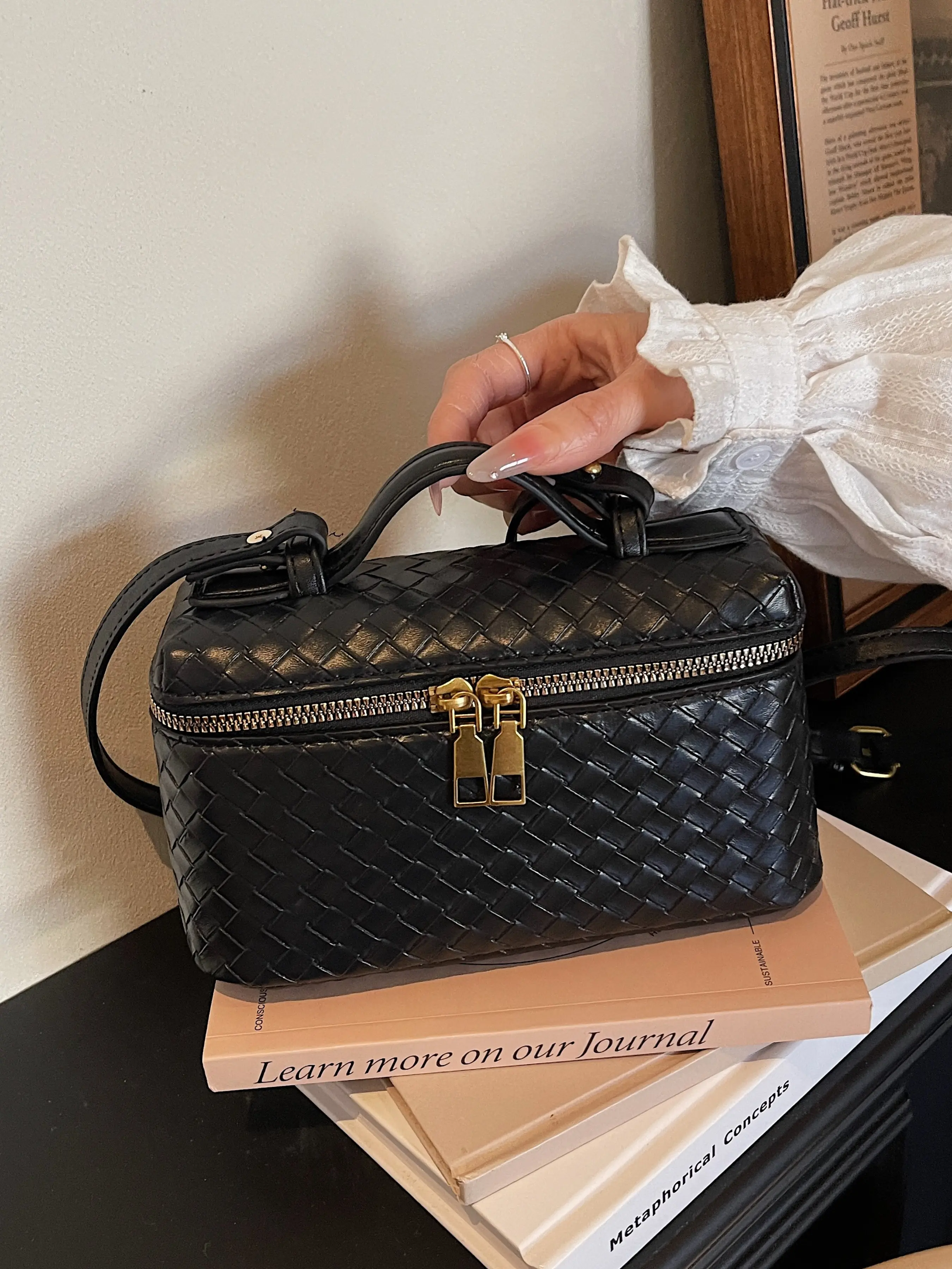 Vintage Wine Woven Mini Bag, Elegant Handbag, Crossbody Shoulder Bag, Daily Wear Versatile Women's Purse, Stylish Small Box Bag, Crossbody Bags, Crossbody Shoulder Purses