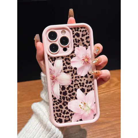 Matte Grip TPU+Silicone 1-Piece Protective Smartphone Cover - American Retro Preppy Accessory for iPhone & Handheld Devices, Unisex Shockproof Anti-Drop Phone Accessory
