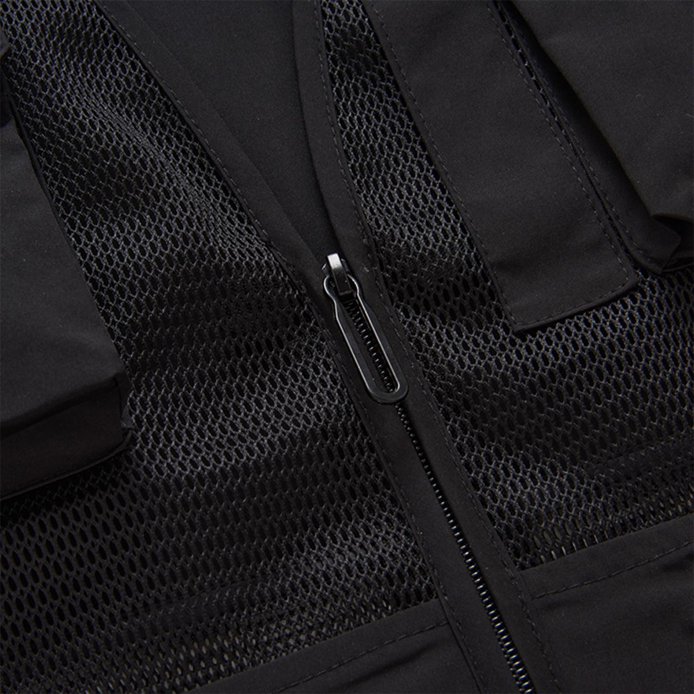 Versatile Mesh-Lined Utility Vest for Men Durable Quick-Drying Ideal for Outdoor Activities Menswear Tops