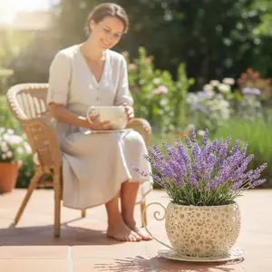 Elegant Iron European Style Flower Pot, Hollow Carved Coffee Cup Design, Perfect for Succulent Plant Decor, Villa Garden Balcony Decoration, Indoor Outdoor Planter, Home Decor Pots