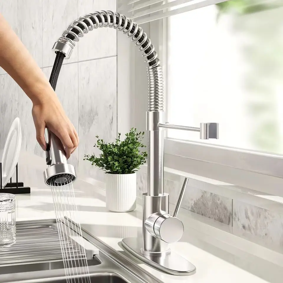 Stainless Steel Pull Down Kitchen Faucet with Sprayer - Single Handle, Easy to Operate with 1 Hand, 360° Swivel Spout, Suitable for RV, Bar Sinks, Easy To Operate With One Hand