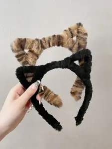 Cute Cat Ear Headbands for Women, Leopard Print Hair Accessories, Fashionable Fall Winter Style, Daily Wear, Makeup, and