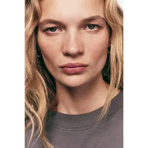 H&M Oversized cotton sweatshirt H&M Oversized cotton sweatshirt