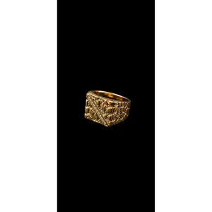 Nugget Ring With Stone Stripe