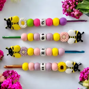 Bee and Flower Crochet Hook | Beaded Crochet Hook | Cute Crochet Hook | Crochet Hook
