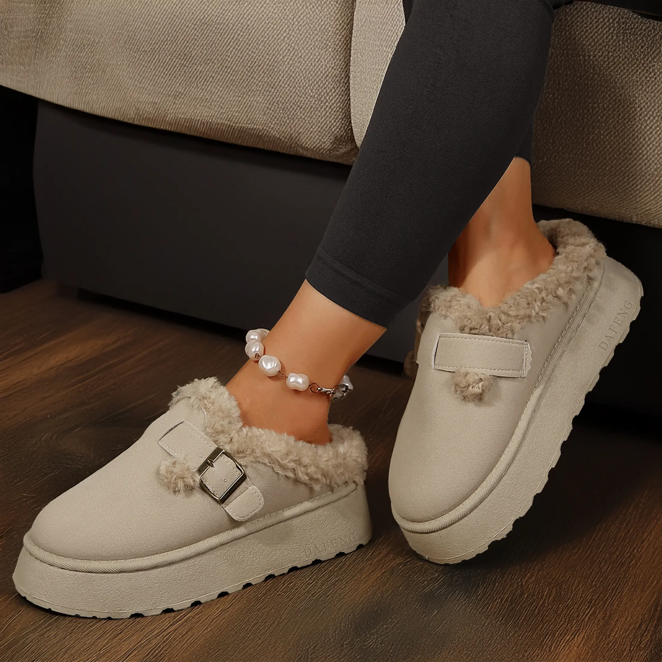 Women's Fur-Lined Slippers - Warm Durable And Non-Slip For Outdoor Comfort Thick Soles With Platform Snow Boot Design For Winter Wear Shoe Flatform