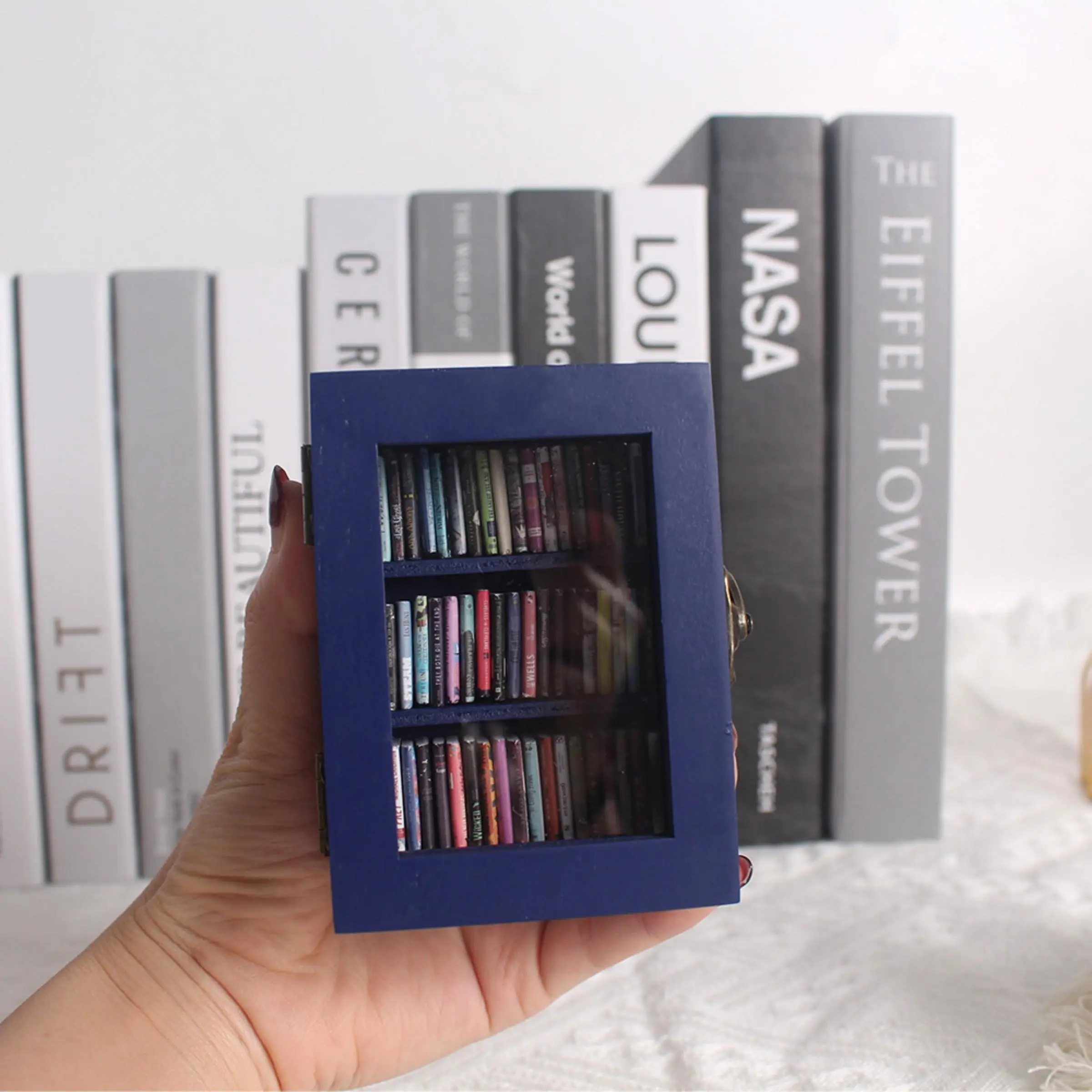 Blue Mini Bookshelf with 60 Miniature Books, Swing Design, Home Decor, Interior Decoration Accessories, Decorative Home Ornament, Study Room, Office Desk Display Shelf, Made in China