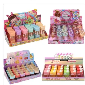 Combinacion de 5 cajas con 24 piezas de Lip Balm, Lip Gloss y Lipstick - Cosmetic, Makeup  Lip Care Glossy                         (LIVE ONLY)  solo cosmeticos y accesorios