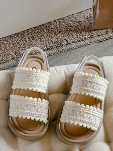 Cute Striped PU Leather Baby Sandals, Soft Sole Summer Footwear for Toddlers, Casual Style Kids Shoes, Perfect for Daily Wear, Pompom Shoes, Soft Soled Shoes