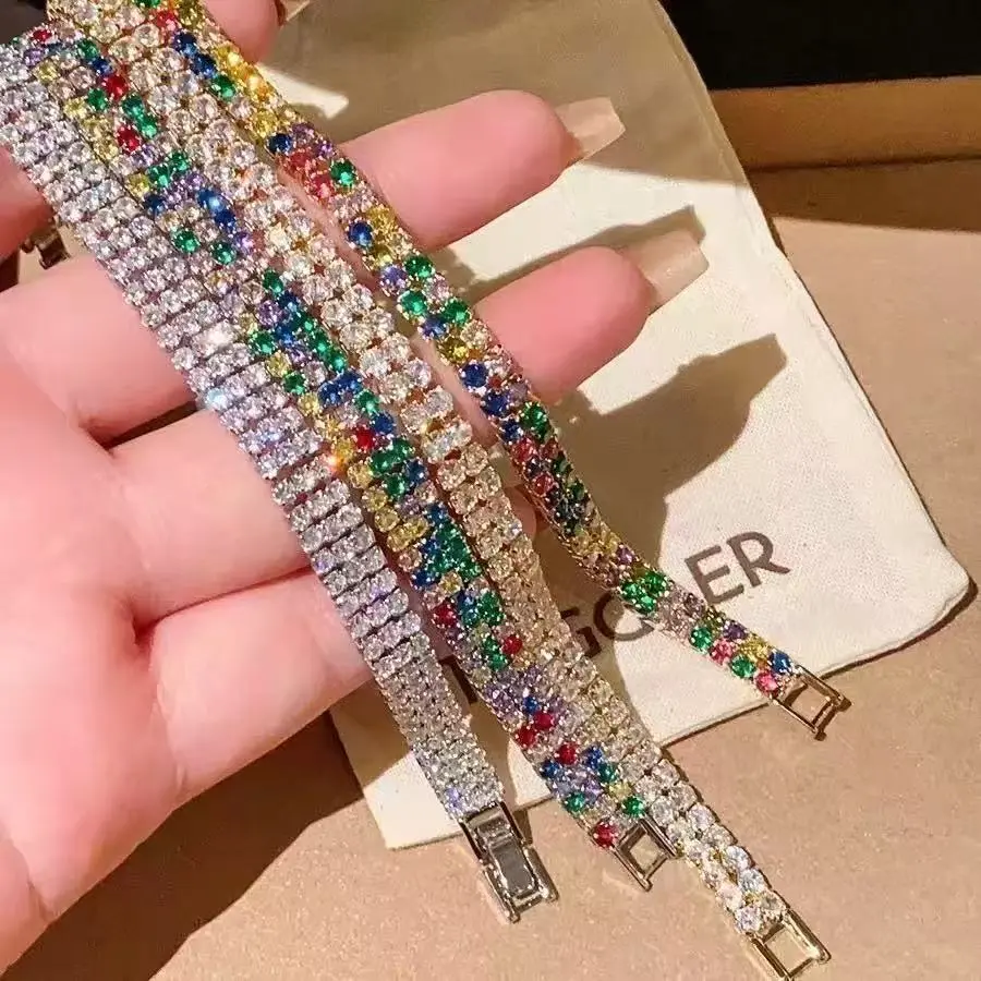 Luxurious-Looking Jewelry: Sparkling Diamond-Effect Bracelet for Women—Light Luxury, European and American Fashion-Inspired Bracelet Accessories