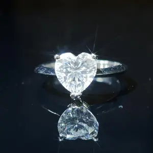 #1019 Heart-shaped moissanite ring