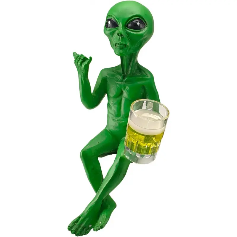 Novelty Alien Miniature Figurine Statue - Spaceman Minifigure Holding a Beer Glass, Home Decor Ornament for Office, Bar Desktop Shelf, Miniature Figurine Statues, Spaceman Minifigure Statues