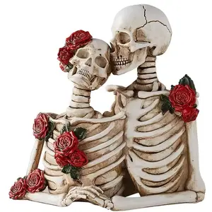 Gothic couple resin skull model - Halloween scene decoration prop figurine