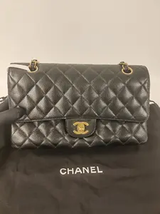 Pre-owned CHANEL leather Shoulder Bags Classic Flap Medium Caviar Gold tone Hardware YS1254 【BF 12Z】 ty
