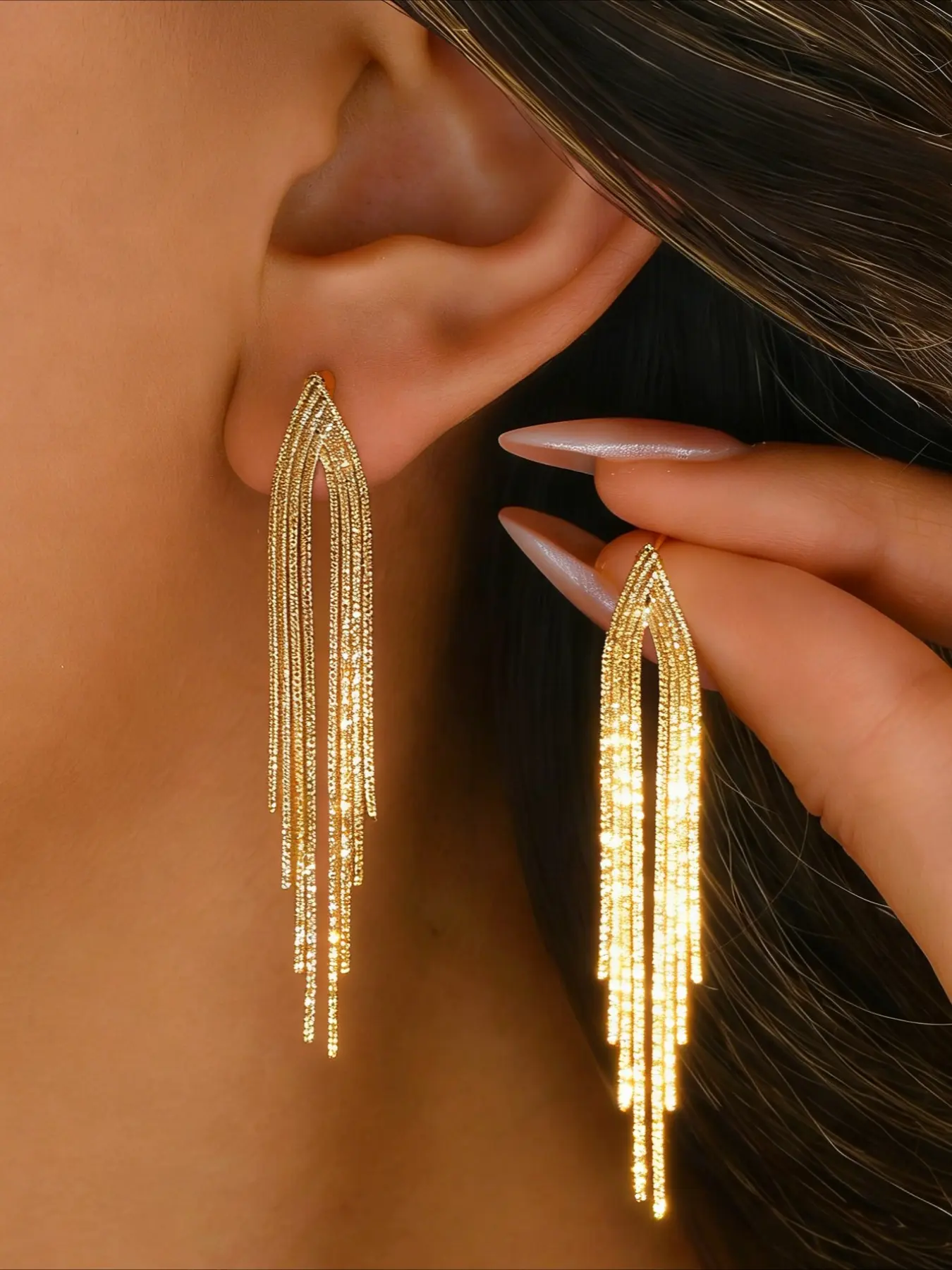 2pcs Gold Multi-Layer Tassel Long Earrings Shimmering Chain Dangle Design Suitable for Dinner Parties, Date Outfits Face-Flattering & Small-Face Effect Luxury High-End Elegant Earrings Dynamic Versatile Fashion Jewelry