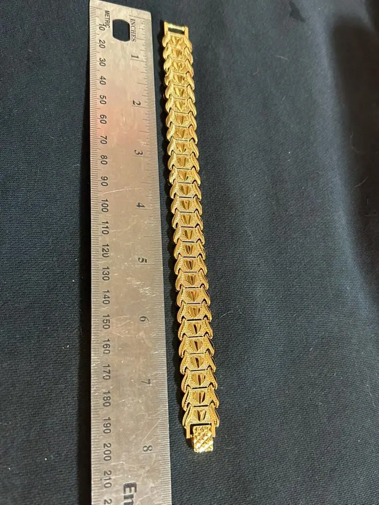 Unisex Textured Gold Plated Chevron Arrowhead Link Bracelet Heavy 8" Vintage Style