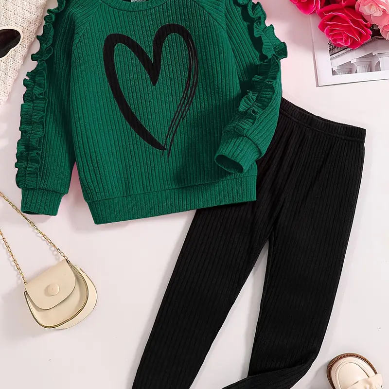 【Black Friday】Girls' Two-Piece Heart-Print Ruffle-Trimmed Sweatshirt and Elastic-Waist Pants Set, Casual Long-Sleeve Round-Neck Knit Outfit for Fall and Winter, Cute Kids' Clothing for Daily Wear