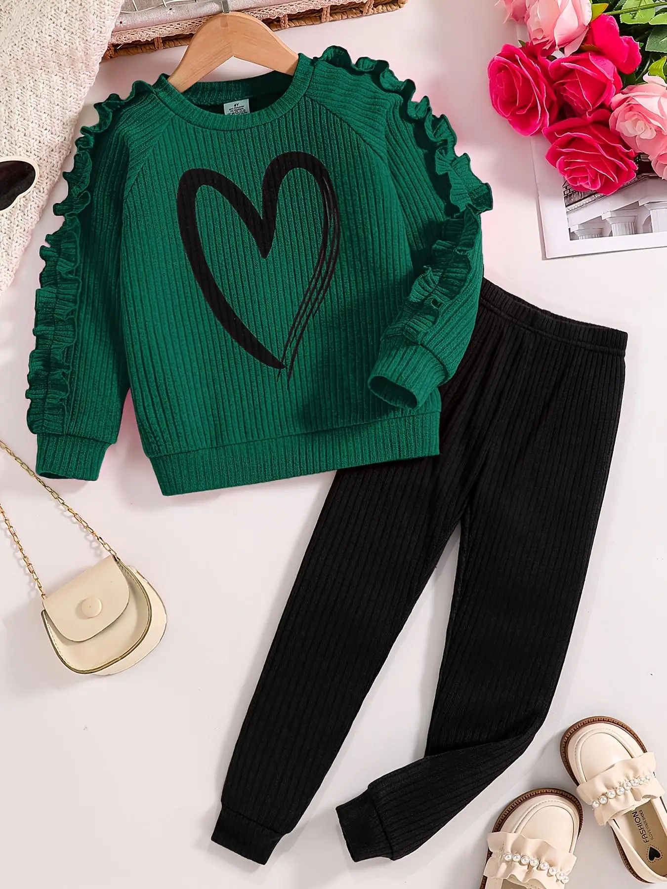 Two-Piece Set Girl's Heart Print Ruffle Trim Sweatshirt & Elastic Waist Pants Set, Casual Long Sleeve Round Neck Pullover & Trousers for Fall & Winter