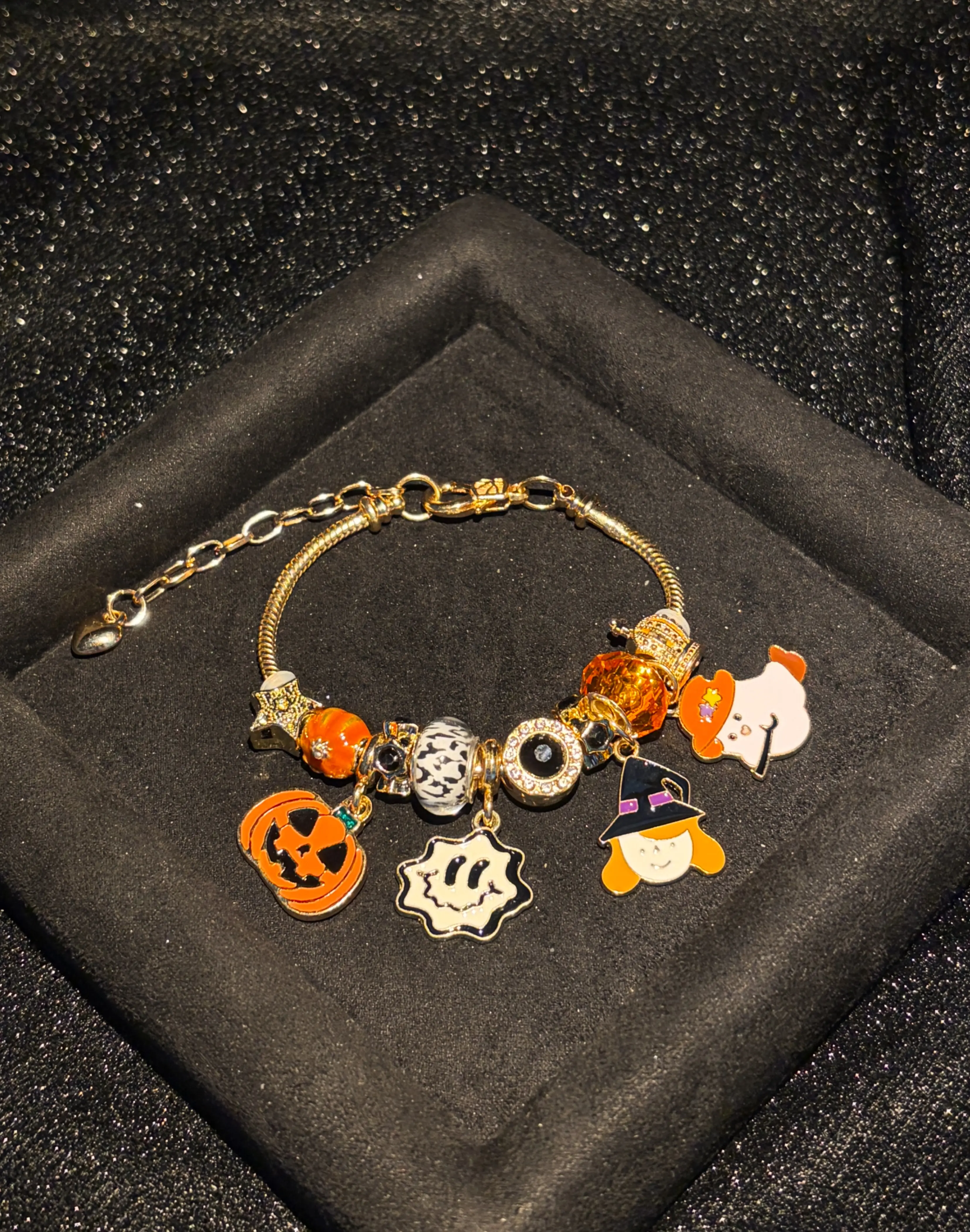 Halloween Pumpkin Ghost Witch Charm Bracelet, Gold-Tone Dangle Bracelet with Orange Bead, Bat and Black Eye Pendant, Spooky Cute Holiday Jewelry for Party Gift