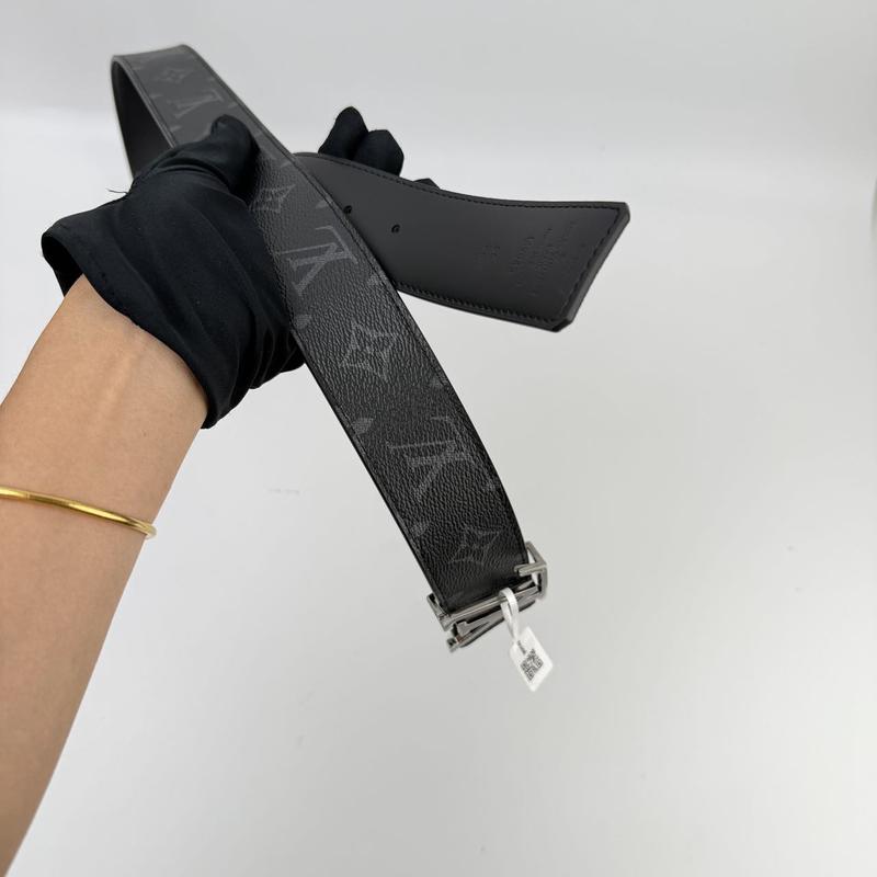 Pre-owned LV Belt black Monogram Pattern with Gunmetal Gray Buckle(u)95