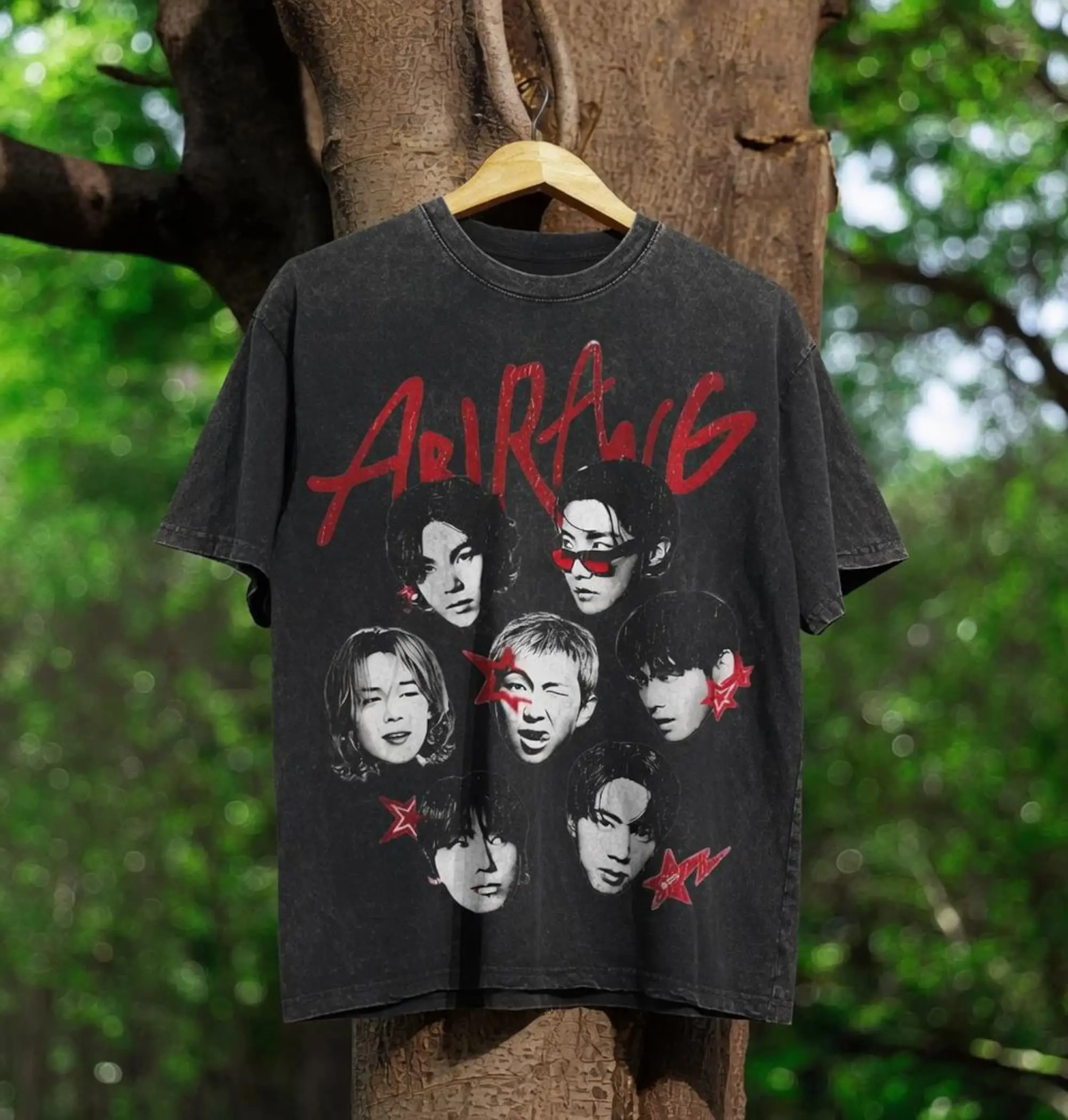 Aeriran 2026 Shirt, Red Star Portrait Graphic Tee, Black Vintage Kpop Concert Outfit, ARMYGift For Fan Unisex T-Shirt