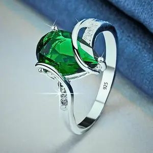 925 Sterling Silver Plated Emerald Ring – Exquisite Valentine’s Day Jewelry Gift