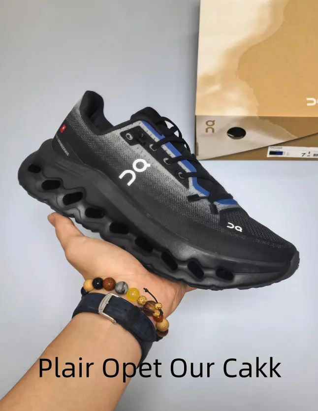 Sleek Black & Blue Athletic Sneakers with Sculpted Hollow Sole & Breathable Mesh Upper – Ideal for Gym, Running & Urban Streetwear