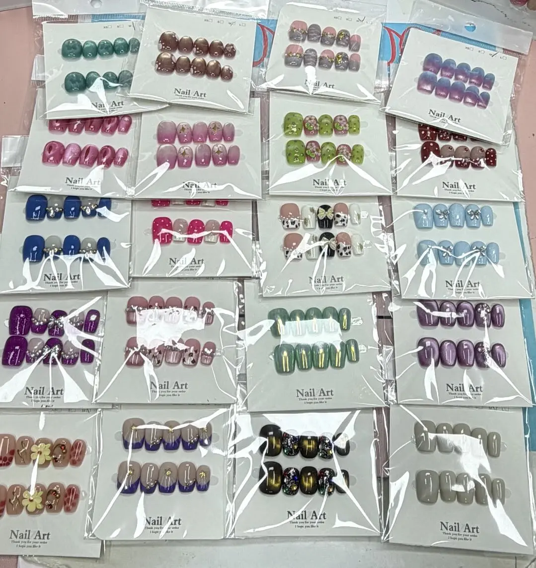 Susan(22524)gc.20 pairs for $20.99 mystery box
