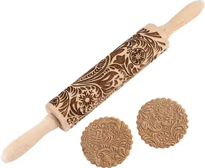 Embossed Christmas Wooden Rolling Pin – Deep Engraved Snowflake Pattern | Cookie, Pastry & Fondant Embosser for Cozy Holiday Baking & DIY Gifts (Natural Wood) EVERMARKET