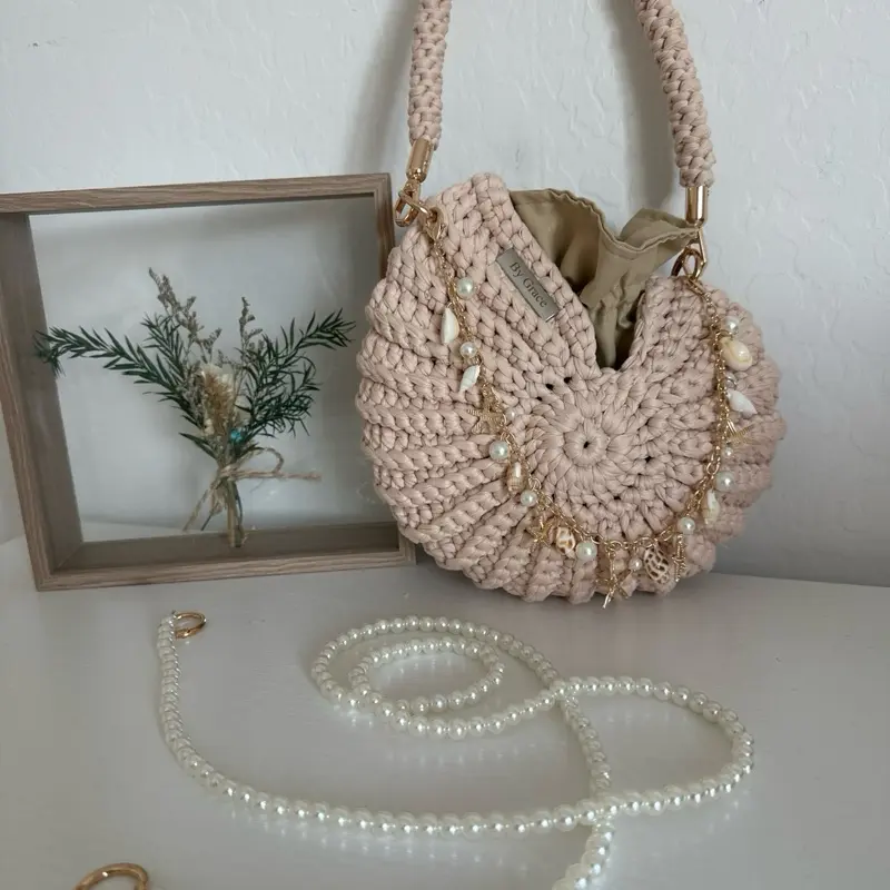Pearl Shell Crossbody Bag, Stylish Small Handbag for Daily Outings