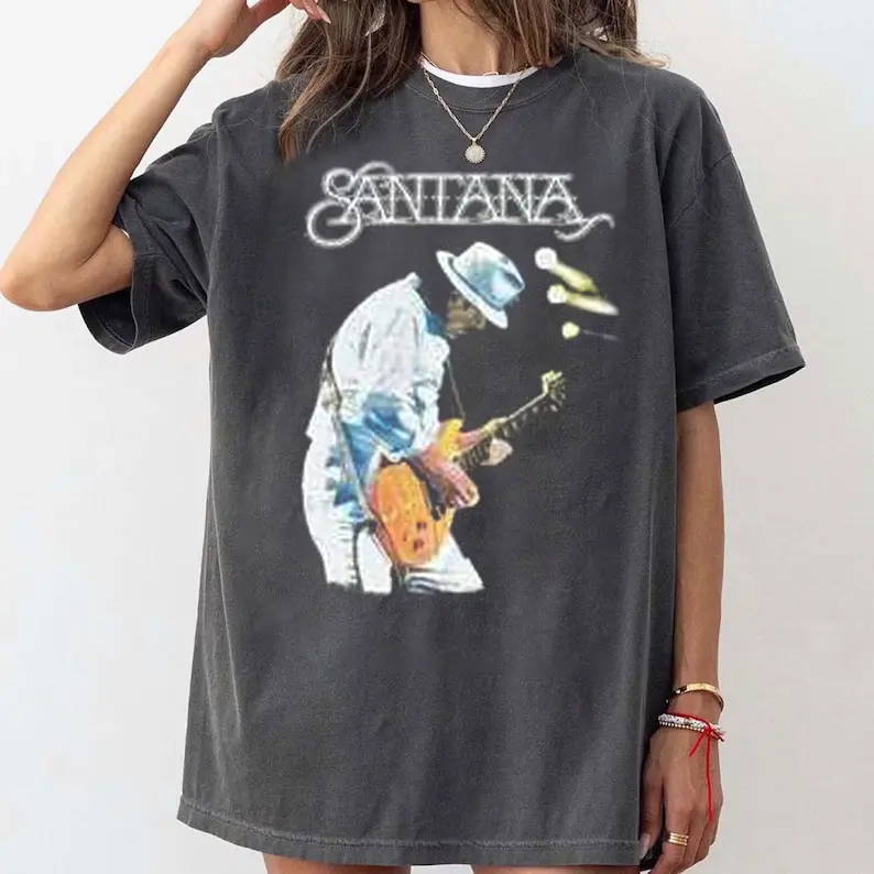 Comfort Colors Carlos Santana Streetwear T-Shirt – Classic Vintage Graphic Tee for All Seasons