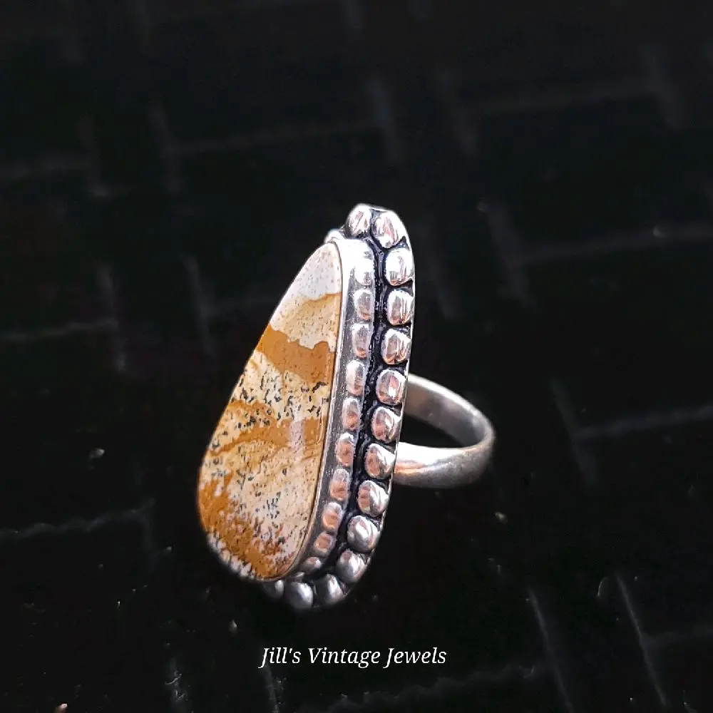 Natural Jasper Stone ring.                            925 Stamped.    Size 6 1/2