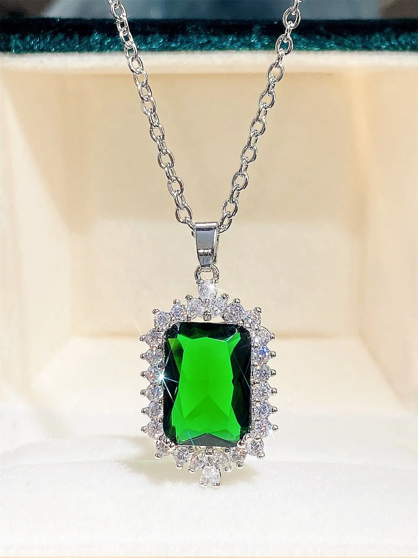 1 PC Elegant Cubic Zirconia Necklace Pendant For Women For Wedding Engagement Anniversary Party Jewelry Valentine's Day Gift Fashionable Jewelry Accessories