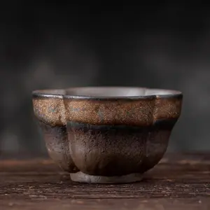 Japanese-style handmade Pottery Flower Gilding Iron Glaze Teacup