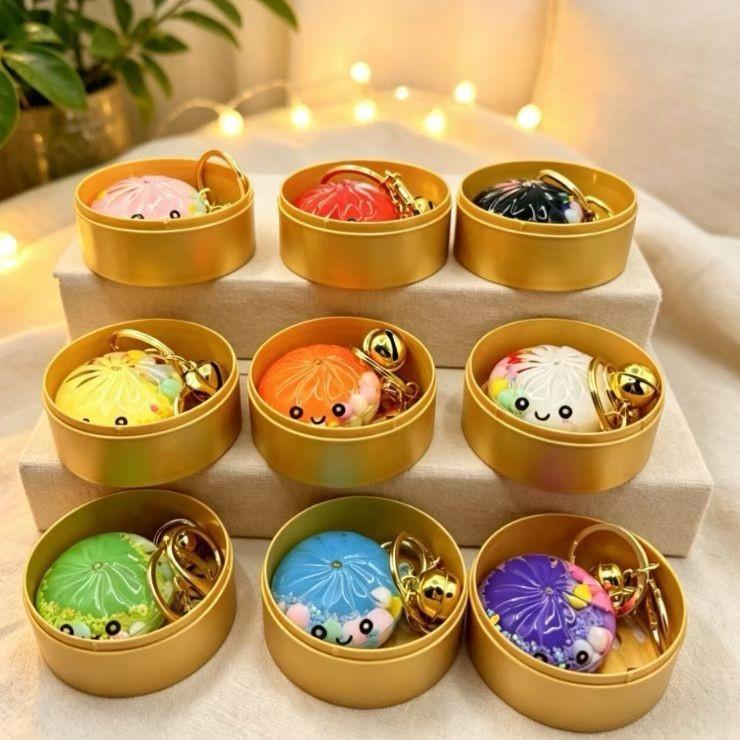 Glitter Sand Dumpling Keychain - Whimsical Kawaii Steamed Bun Cute Accessories, Unique Whimsical Gifts for Teenage Girls, Bag Chains and Charms with Glow Effect for Backpack Purse, Feminine Girly Keychain