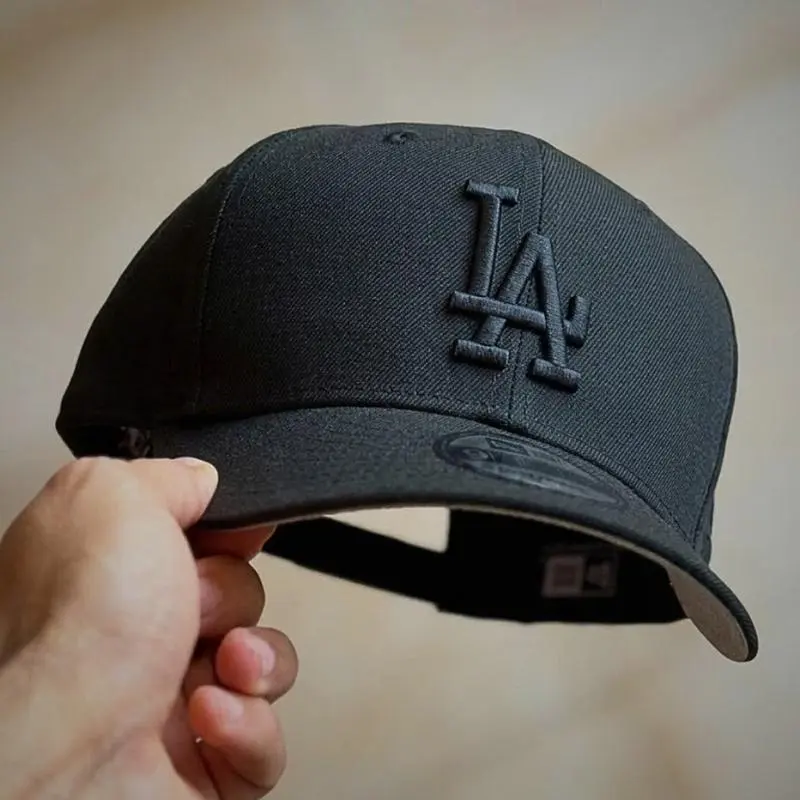 5. New Era MLB Adjustable Baseball Snapback Hat – Seattle Mariners, LA Dodgers, NY Yankees, Chicago White Sox, Cardinals, Nationals, Pirates, Braves, Guardians – Flat Brim Sports Cap for Men Women, Urban Streetwear Fashion, Unisex Gorra USA