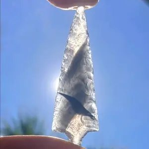 Obsidian Arrowhead Display (2" arrowhead)