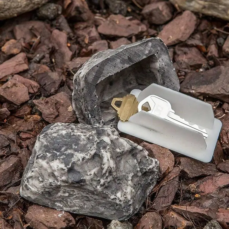 Sports Weatherproof Fake Rock Key Hider, Discreet Outdoor Storage Stone, Spare Key Holder for Garden & Home Security