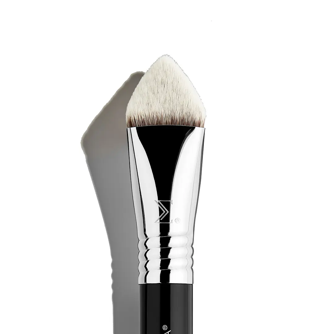 Sigma Beauty 4DHD Kabuki Brush - Innovative Makeup Tool for Flawless Application of Liquid, Cream, Powder Products