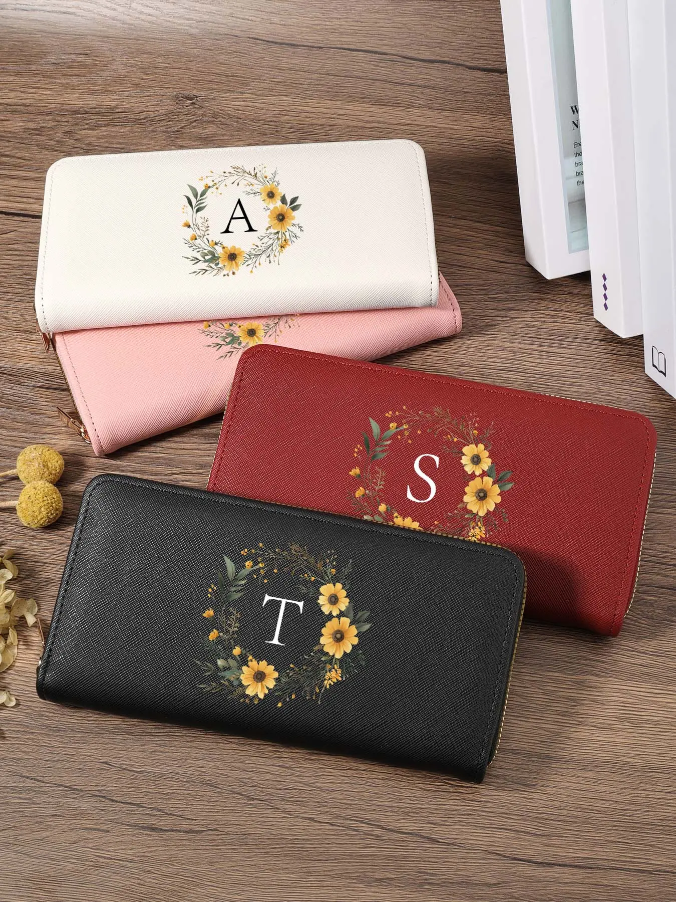Trendy Initial Sunflower Wreath Wallet, Multi-Slot Large Capacity Clutch for Daily Use