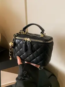 Fashion Casual Women's Quilted Mini Handbag, Metal Chain Shoulder Strap, Single Shoulder or Crossbody, Stylish and Versatile, Fashionable Crossbody Bag